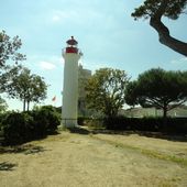 Phare de La Rochelle , vieux port , Tour St Nicolas ( Charentes-Maritimes 17 ) A