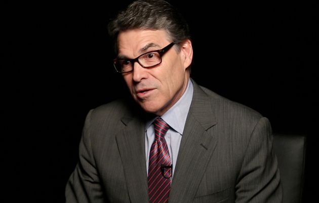 #RickPerry Steps Into the Politics of Vaccination...
