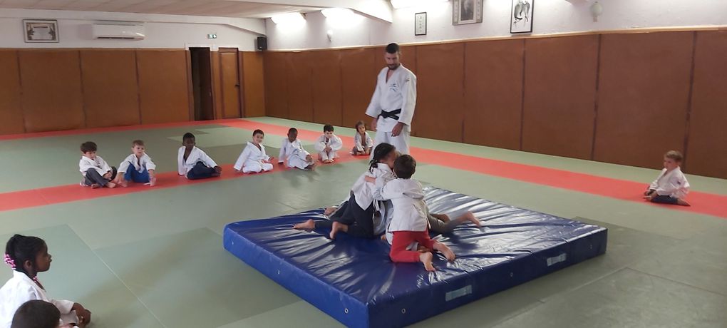 Mercredi 20 sept... 1er cours Eveil Judo... voila les photos !j