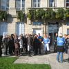 Déçus, 150 employés municipaux investissent la mairie d’Alençon
