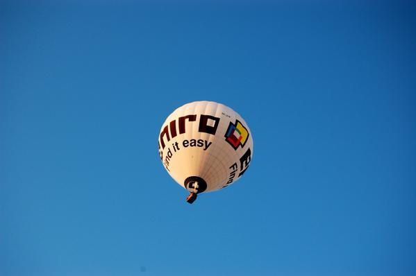 <strong>je prends souvent des photos du ciel ... c'est kitch mais j'adore les nuages</strong>