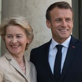 Macron et le tour du monde de la gifle - Causeur