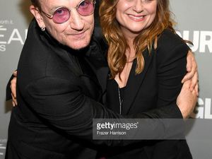 Bono reçoit l'award Du Man Of The Year à Los Angeles 14/11/2016