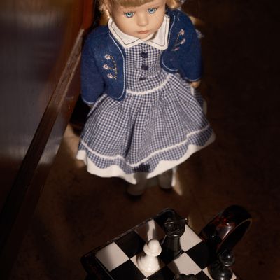 Alice sur le jeu d'échec 
