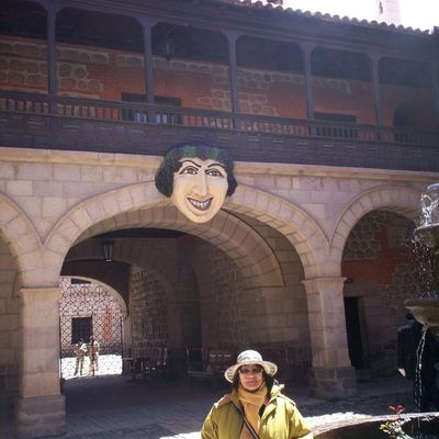 VIAJANDO POR EL MUNDO