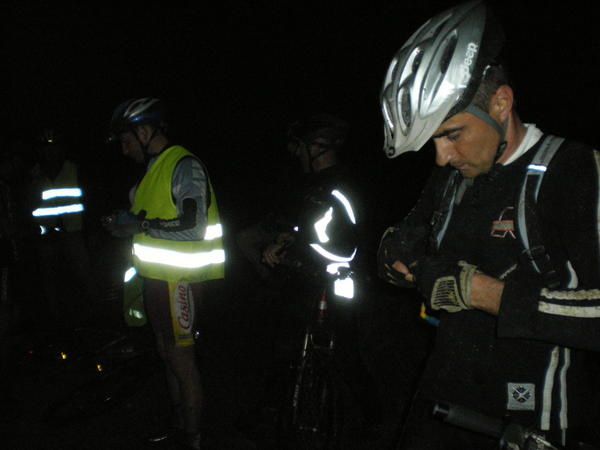 Randonnée nocturne réalisée sur les chemins environnant St Armel.
Le 16 Mai 2008
