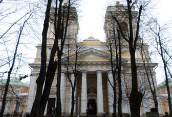 Cimetière et église Alexandro Nevskaya Lavra