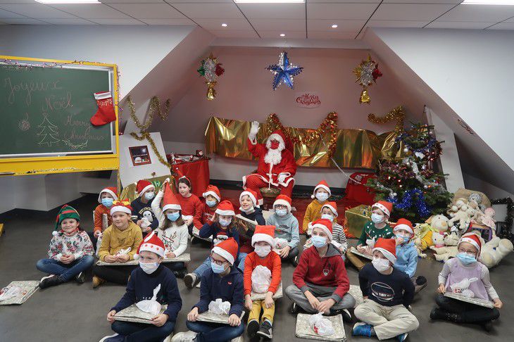 Le Père-Noël est venu à l'école... photos individuelles