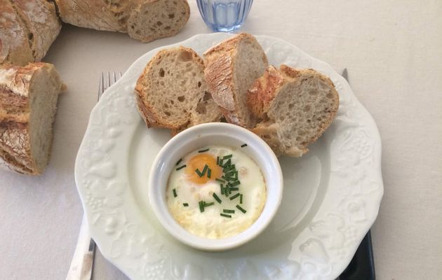 Oeufs cocotte au saumon et ciboulette