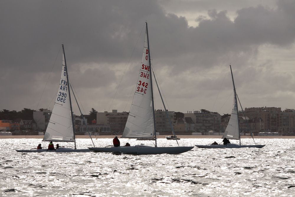 photos du derby dragon 2011 - yatch club la baule - Les voiles de légendes 2011