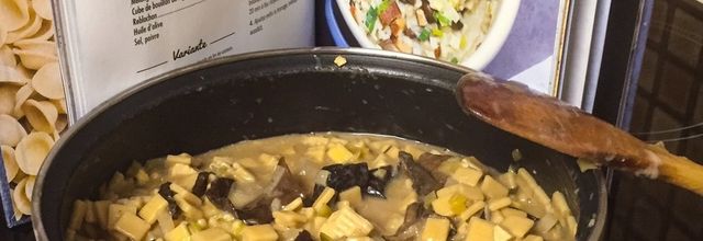 One pot pasta : crozetto aux champignons, tofu et reblochon