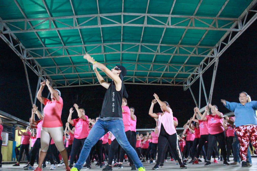 Alcaldía de Naguanagua conmemoró con bailoterapia el Día Mundial de Lucha Contra el Cáncer de Mama