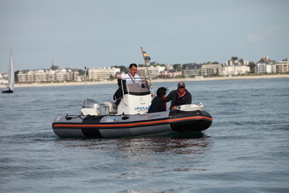 Photos du derby dragon de la baule - yacth club de la baule - les voiles de légende 2011