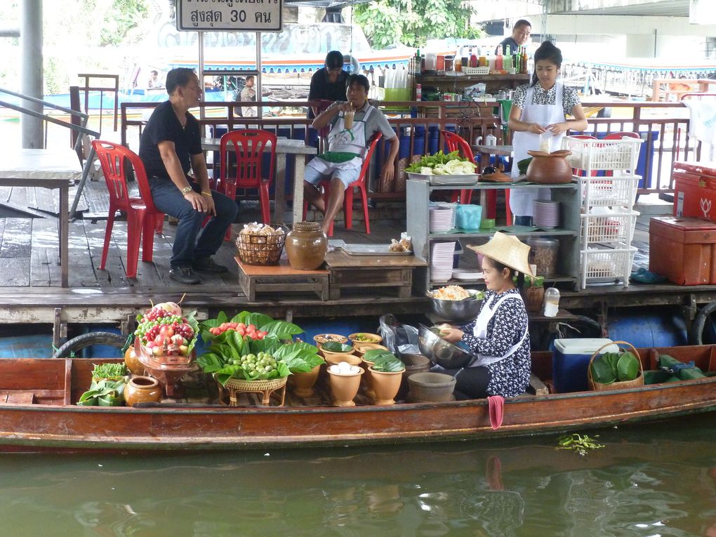 Baie de Phang Nga, Mer d'Andaman, Rizières d'Ayutthaya, Marché flotant de Taling Chan, Village flottant de Koh Panyee.