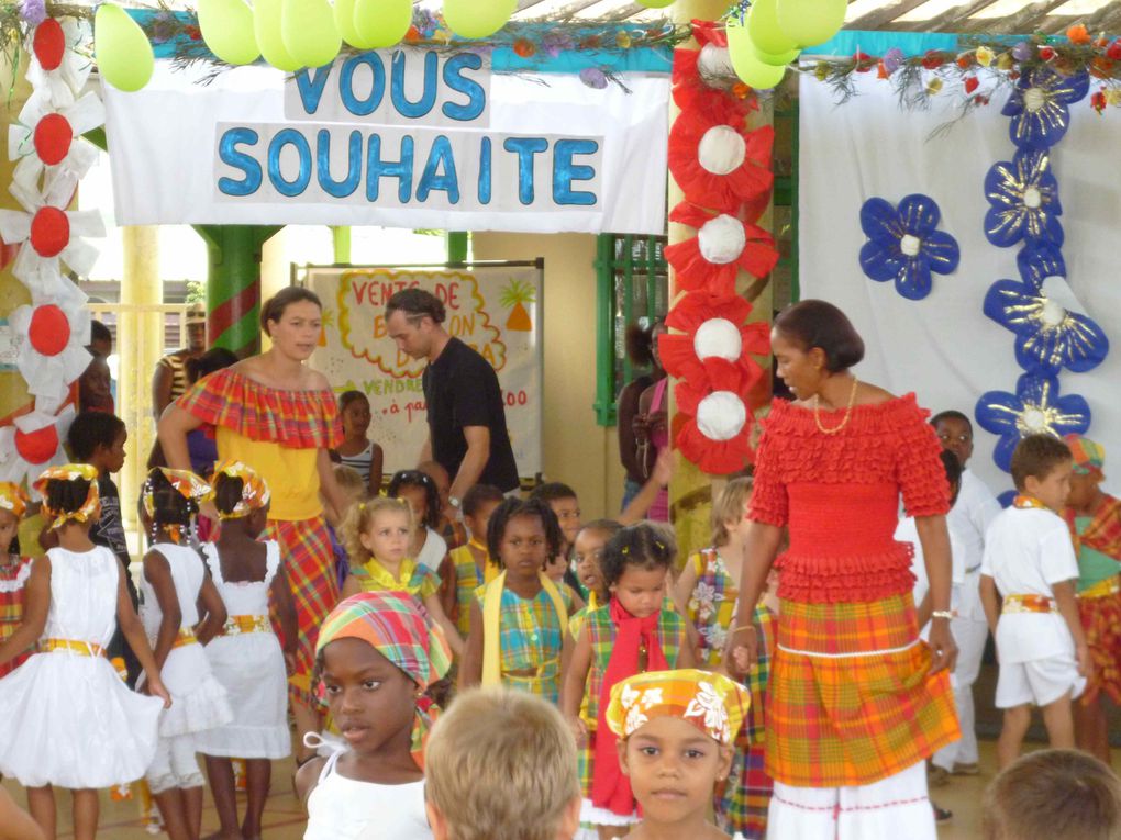 Spectacle de fin d'année à l'Ecole Maternelle Maximilien SABA: instruments, chants et danses Traditionnels de Guyane. (Vendredi 29 juin 2012)