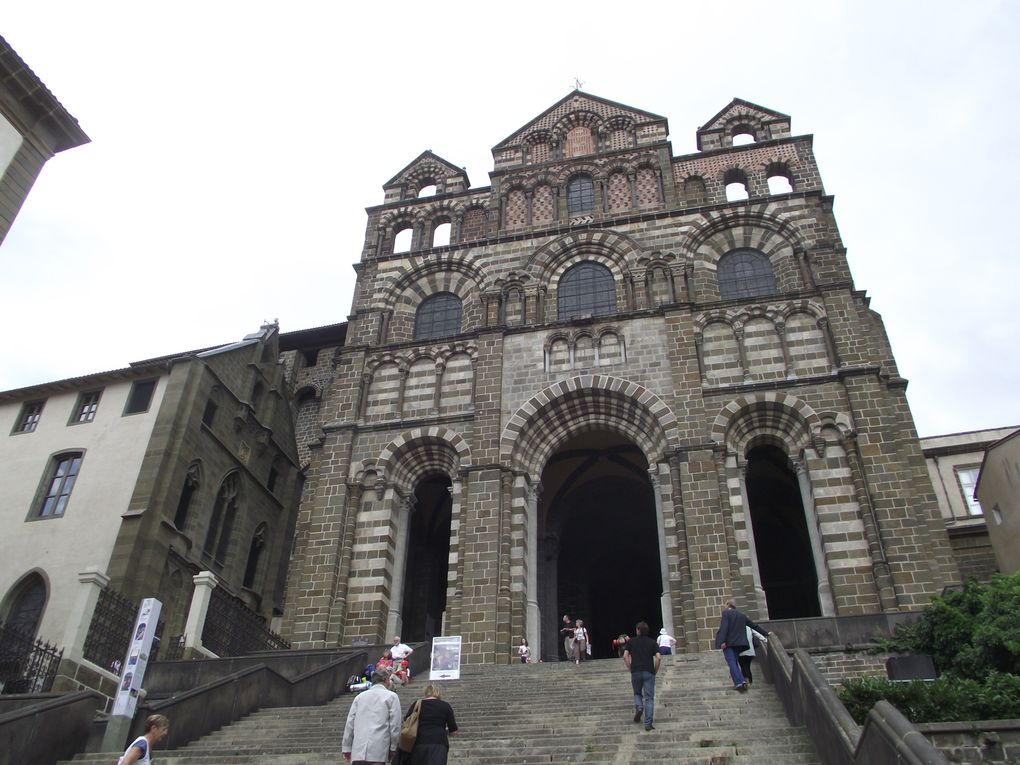 Album - cathedrales---collegiales-et-abbatiales