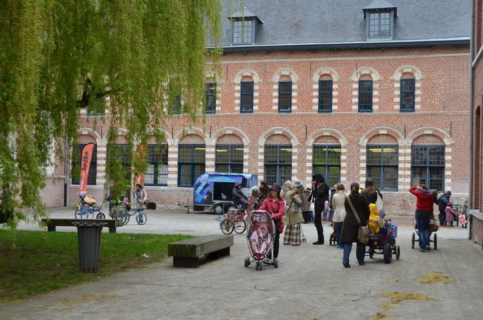 Animaux engins articulés, de 8 mois à 11 ans, accès libre en fonction de la disponibilité des créatures mécaniques. Dans le cadre du festival Tréto, spectacles en famille, du 25 avril au 5 mai. Maison Folie Hospice d'Havré 100 rue de Tournai,