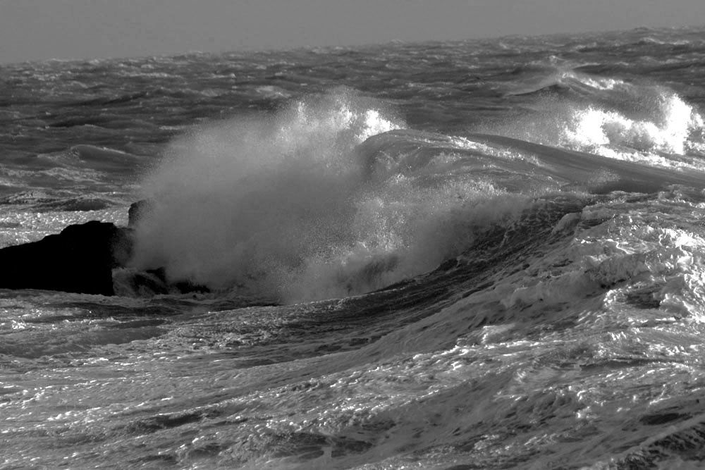 Tempête Atlantique en noir et blanc