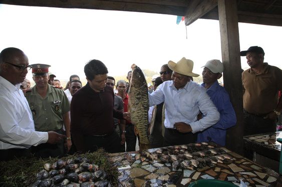 Vendredi 12 octobre 2012. Le Président Andry Rajoelina : première visite dans la Région Itasy (Soavinandriana, Analavory, Ampefy).