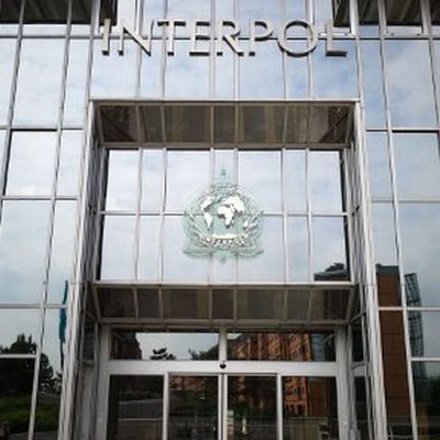 Vaccins : Interpol émet un avertissement mondial face au crime organisé qui a adopté un comportement "opportuniste et prédateur sans précédent"!