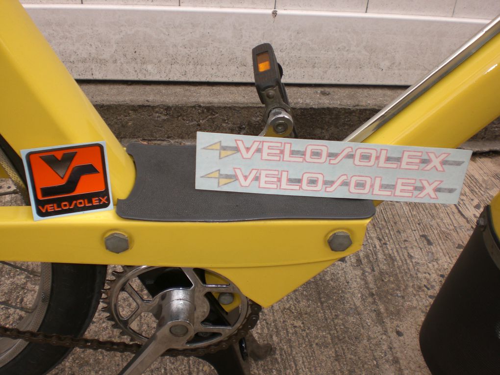 Leo's yellow 1974 Velosolex 4600 Orange County, NY, USA