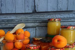 Confiture d'abricots à la vanille 