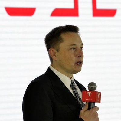 Elon Musk met en garde contre les robots tueurs