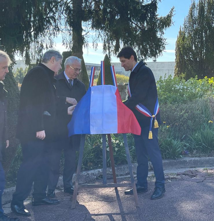 A Châtenay-Malabry, hommage à une Juste parmi les Nations.