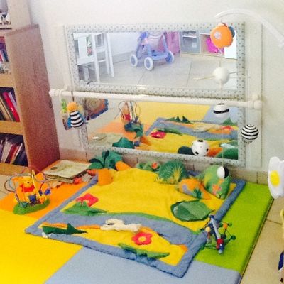 Nouvelle installation au coin bébé (inspiration Nido / Montessori)