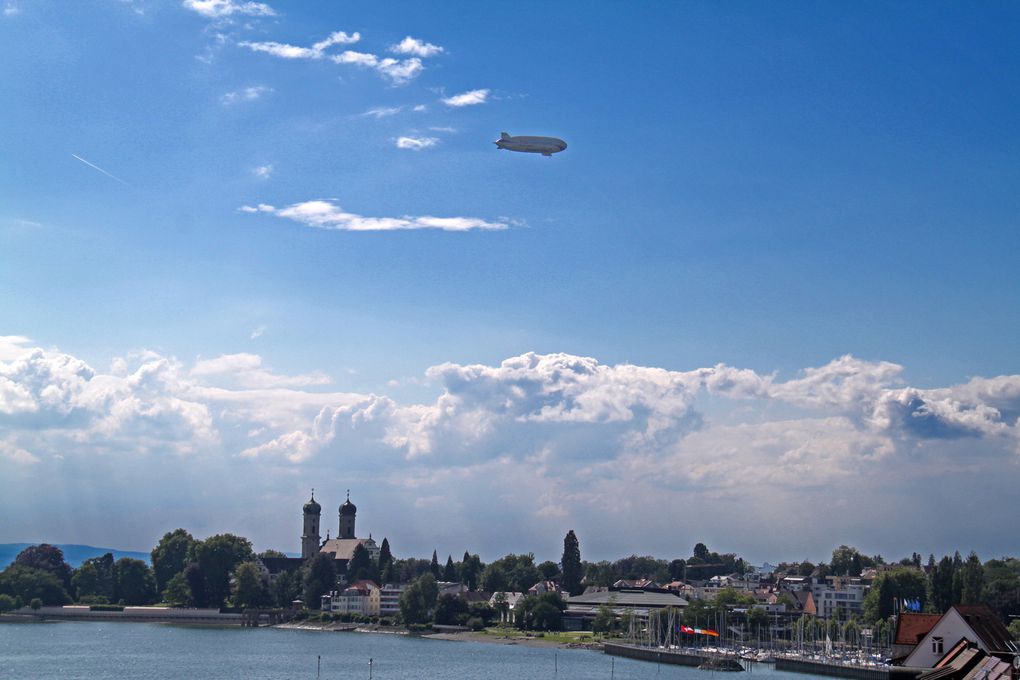 Visite du port de Friedrichshafen et le Zeppelin au bord du Lac de Constance.