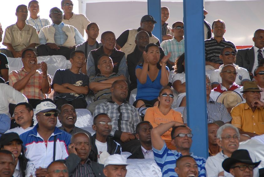 Inauguration du Kianja (Stade) Makis de Madagascar, à Andohatapenaka, par le Président Andry Rajoelina. 3ème partie. Photos: Harilala Randrianarison