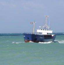 PAUL WATSON LE PIRATE DES MERS - SOUTENIR SA FLOTTE DE COMBAT