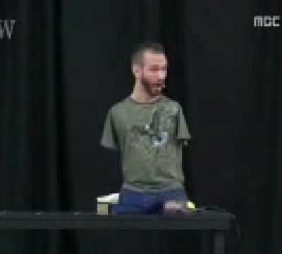 Nick Vujicic: pas de bras, pas de jambes, pas de soucis!