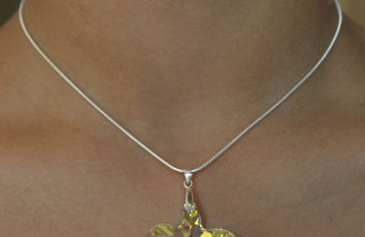 Collier étoile en cristal