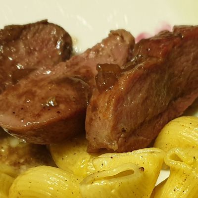 Magret canard au vinaigre de framboise