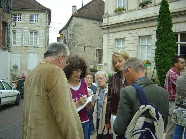 Photos du rassemblement du 31 mai 2008 contre les augmentations des 4 taxes à Montbard.