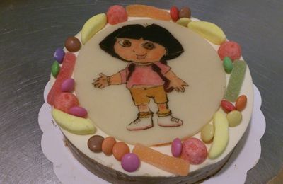 Entremets 3 chocolats Dessin Dora L'exploratrice