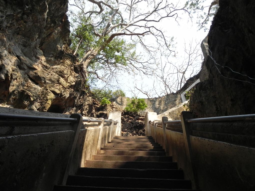 visite des grottes de Petchaburi