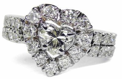 Beautiful Soliatire Diamond Engagment Ring 