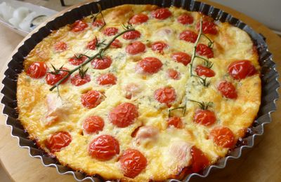 clafoutis aux tomates cerises,fromage fumé et thym