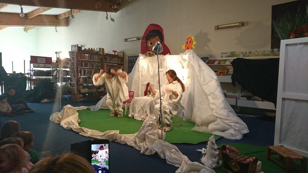 Spectacle de Noël à la médiathèque de Cournonterral