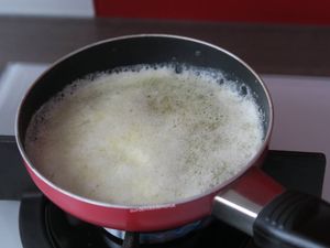 Ecrasé de pommes de terre aux cèpes séchés et beurre noisette