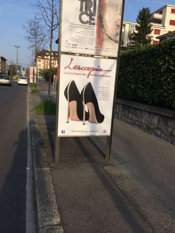 Campagne de pub à travers la ville de Lausanne