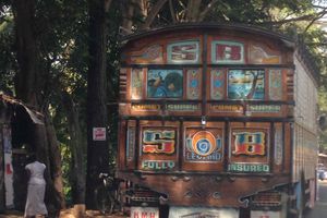 Les beaux camions du Sri Lanka