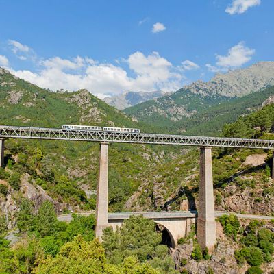 Viaduc ferroviaire de Venaco-Vivario en Haute-Corse (20B)