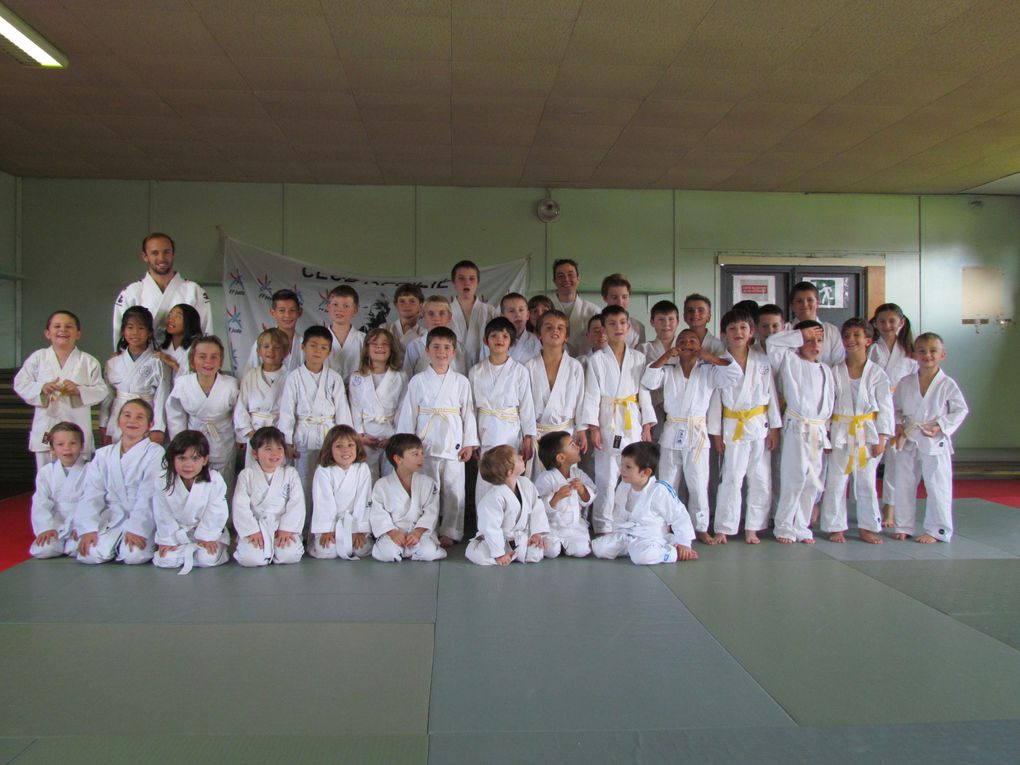 1er cours commun de l'année ...merci aux judokas et leurs parents.. après- midi récréative ;-)