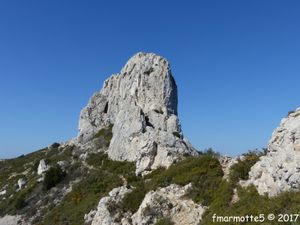 Le Pilon du Roi 710 m. Massif de l’Étoile