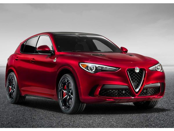 Automobile : Alfa Romeo dévoile son modèle SUV Stelvio 2018