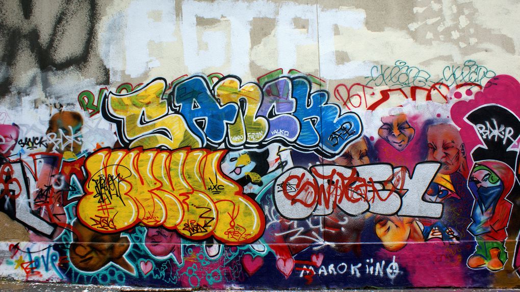 Album - Graffitis-Pyrenees-Story-001