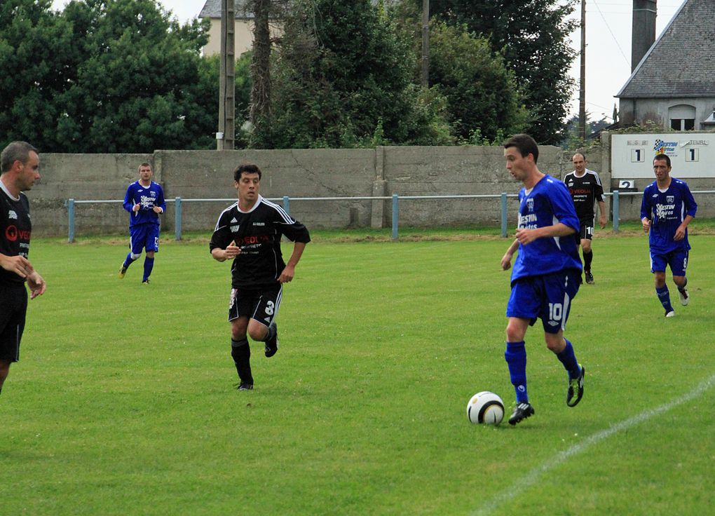 2 septembre 2012 - 2ème tour de la coupe de France entre l'Étoile Saint Roger et l'AS Guilers.